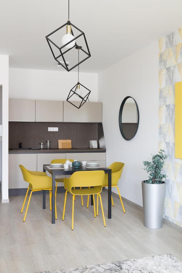Parizs Garden Apartments Debrecen Extérieur photo